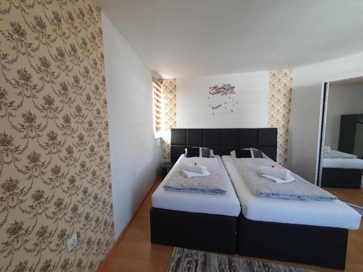 Apartments Arna Visoko Exterior foto