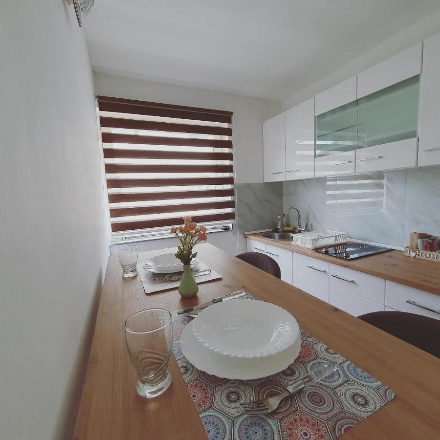 Apartments Arna Visoko Exterior foto